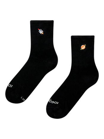Ribbed Mid Calf Socks Need Space