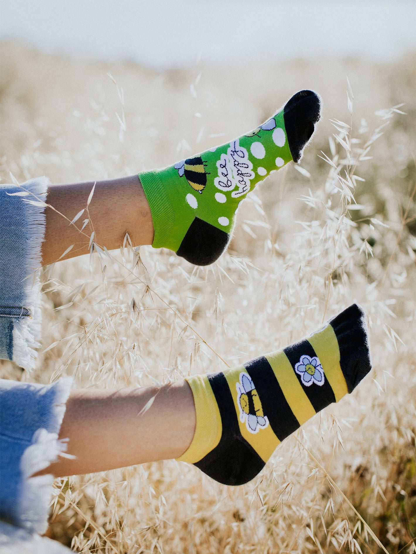 ankle-socks-bees-02-2a/2a091ee06bf30b2741a4917f7ee027fdf2a95c3e