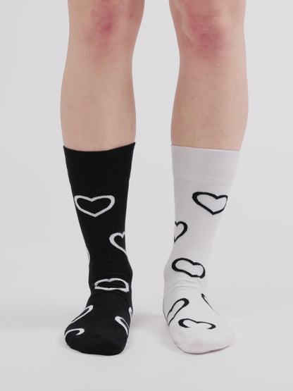 Bamboo Regular Socks Black & White Hearts