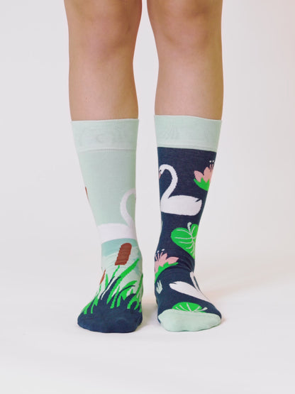 Regular Socks White Swan